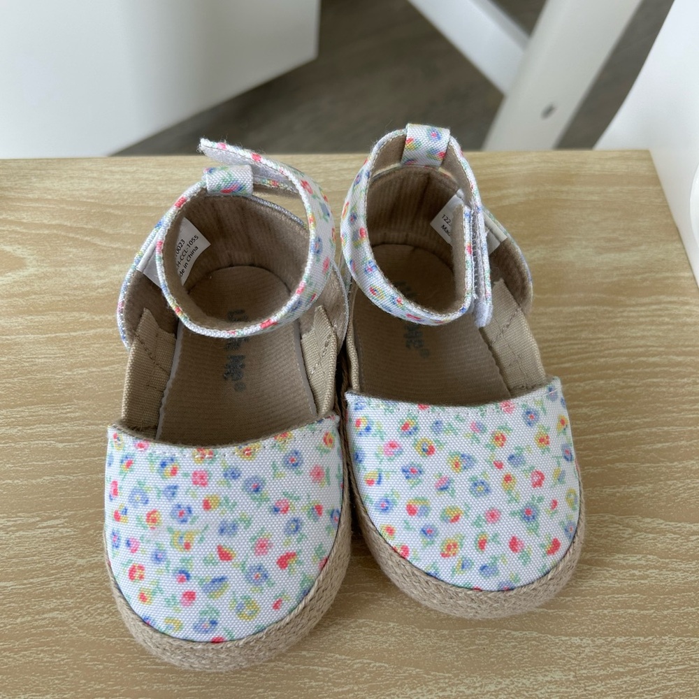 Toddler Girl Shoes (Size 3)